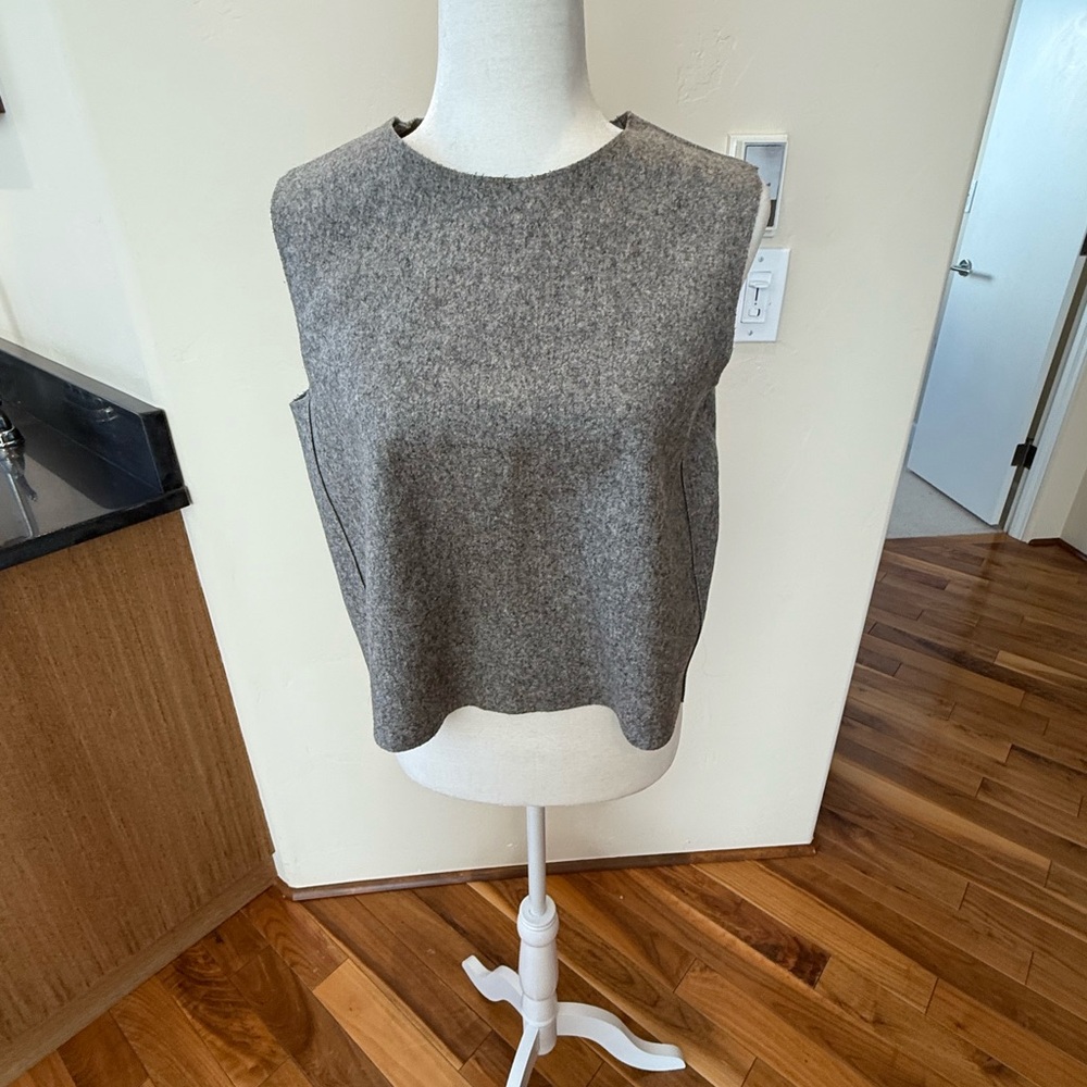 COS Neutral Gray Sleeveless Wool-Blend Crop Top